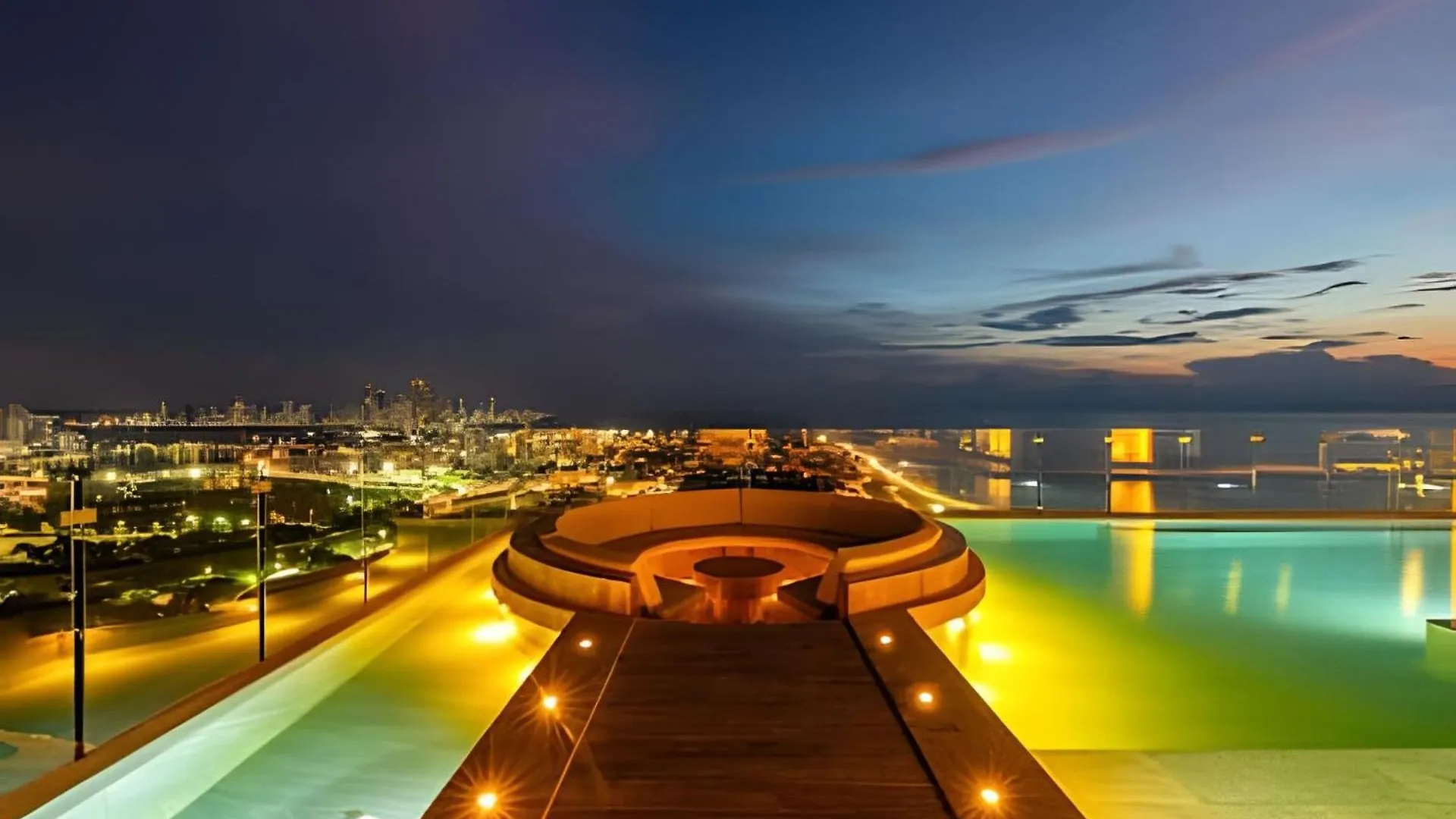 New Panoramic View, Infinite Pool/Historic Center Appartement Cartagena 0*,  Colombia