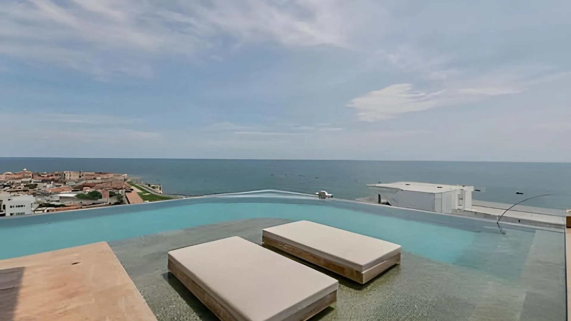 New Panoramic View, Infinite Pool/Historic Center Appartement Cartagena