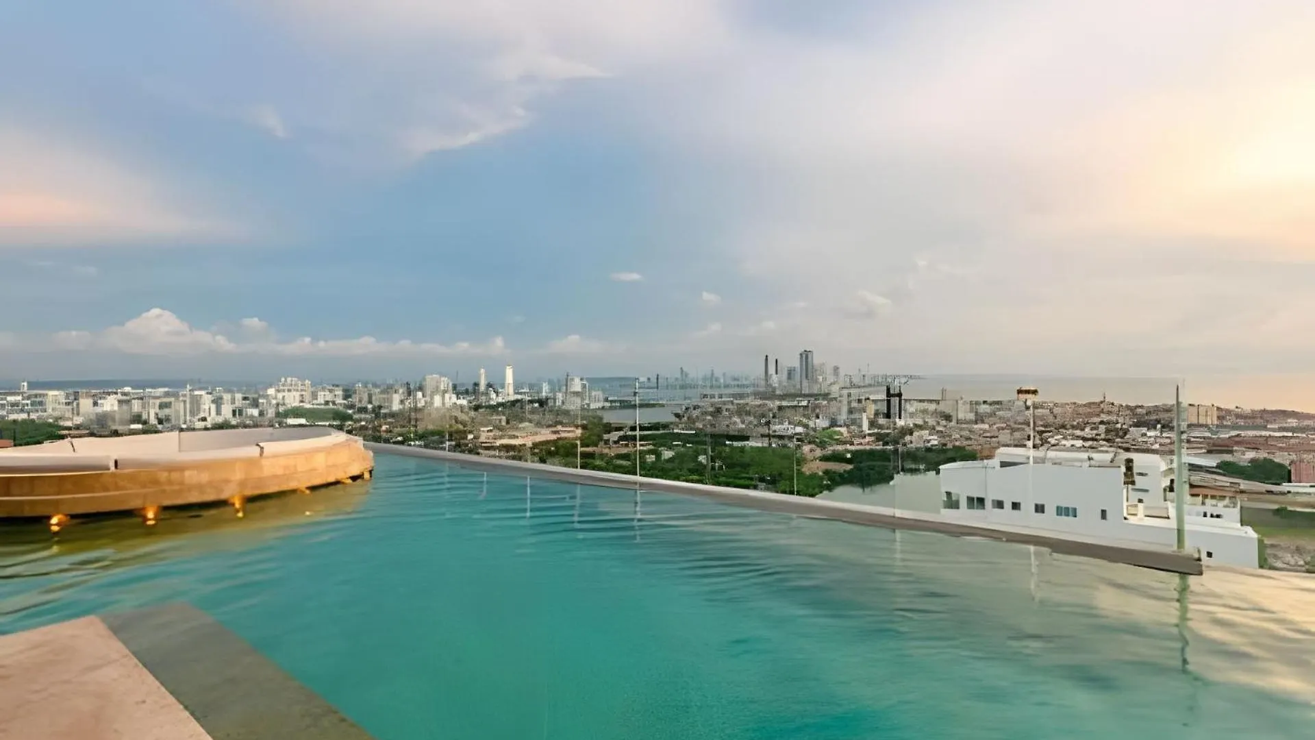 New Panoramic View, Infinite Pool/Historic Center Appartement Cartagena 0*,  Colombia