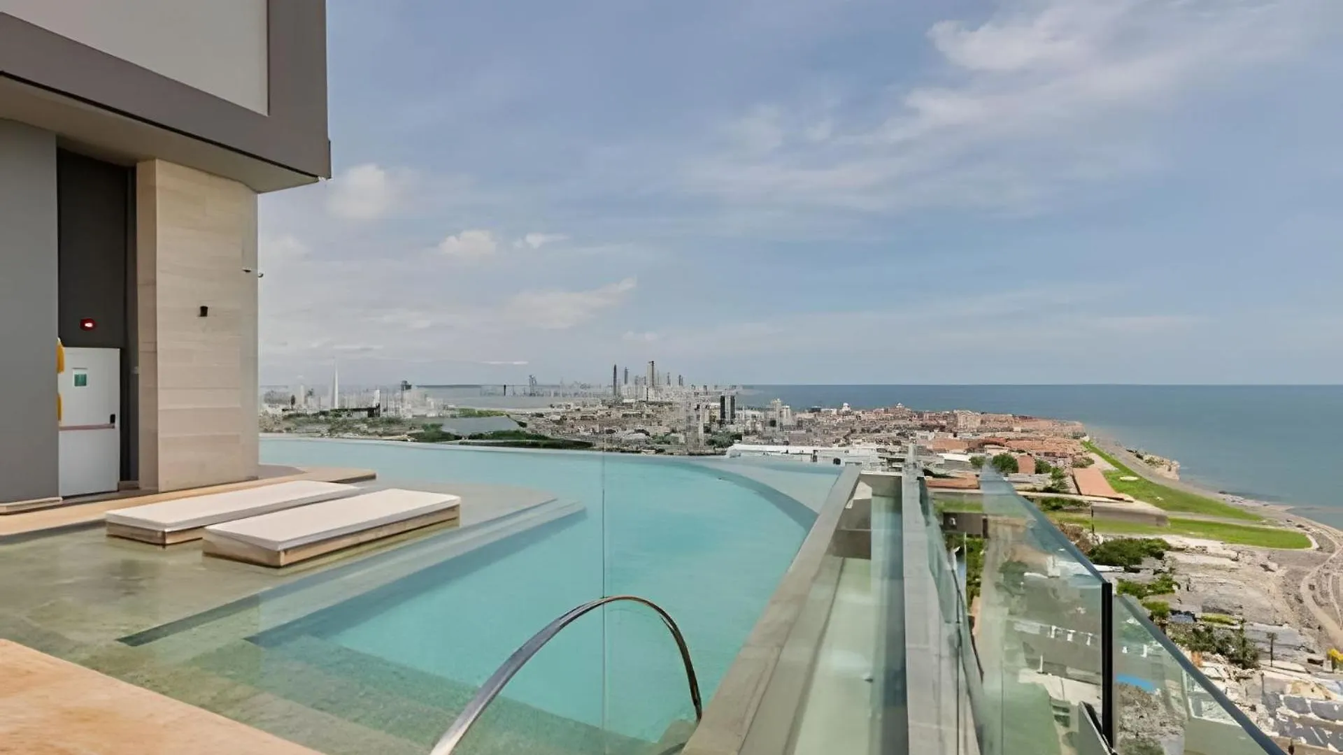 New Panoramic View, Infinite Pool/Historic Center Appartement Cartagena