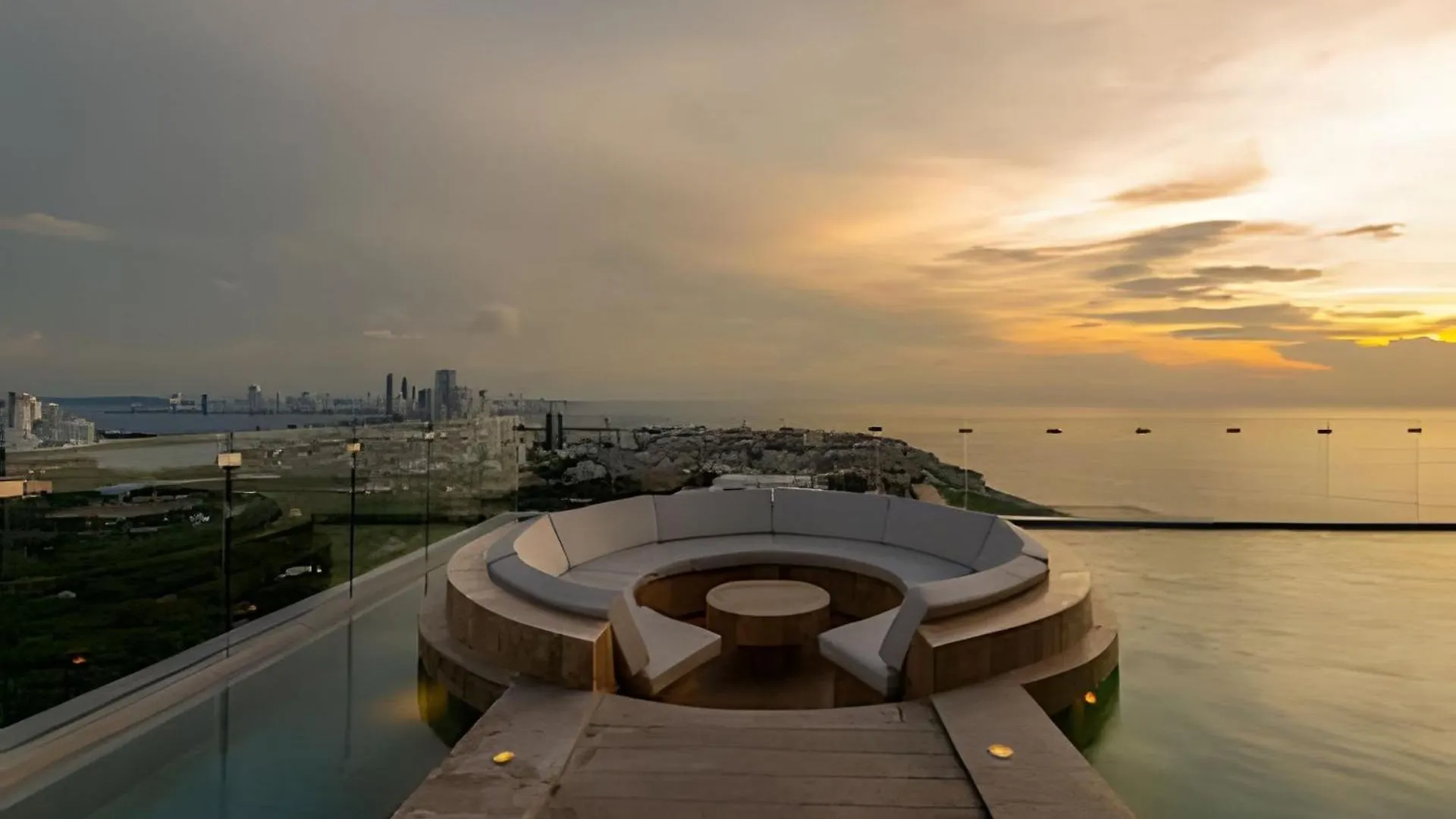 New Panoramic View, Infinite Pool/Historic Center Apartment Cartagena